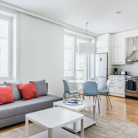 South Central Lonnrot Apartment